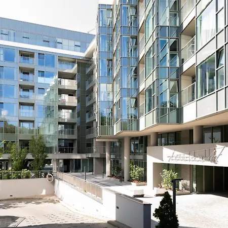 Old Town - Air Con & Parking - By Rentujemy *